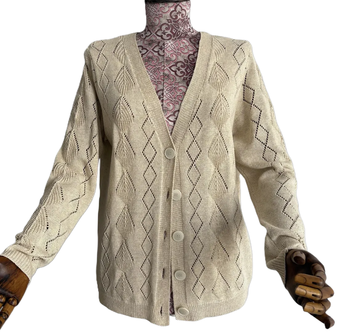 Beige buttoned knit cardigan