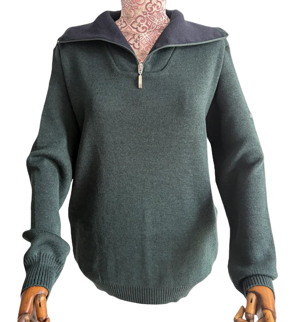 Hooded zip knitted jacket